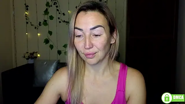 Kiss julli88I online show from 11-27-25, 06:30