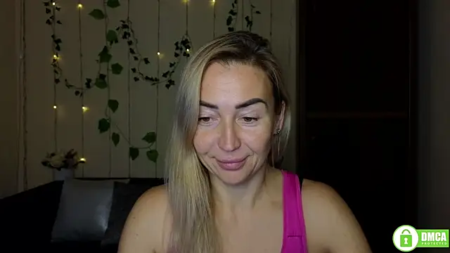 Kiss julli88I online show from 10-26-25, 06:30