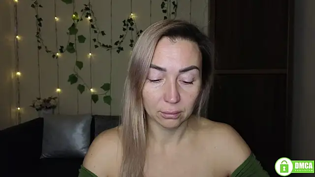 Kiss julli88I online show from 11-24-25, 06:30