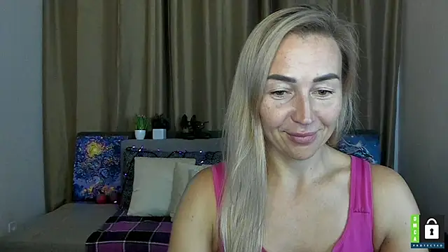 Snapshot of Kiss_julli88I chatting on 10-07-25, 05:25 Kiss julli88I online show from 10-07-25, 05:25