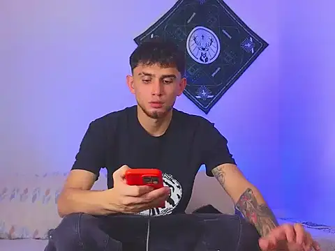 samevansx  online show from 11-20-25, 07:58