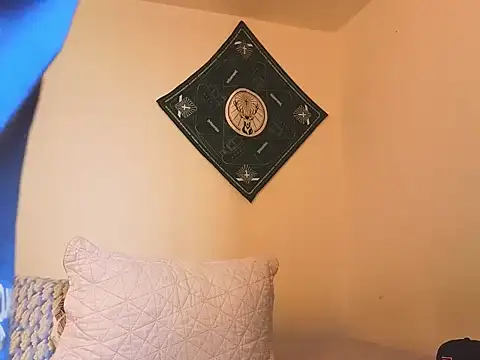 samevansx  online show from 12-22-25, 05:57