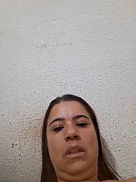 Snapshot of Carnudao chatting on 10-15-25, 05:50 Carnudao online show from 10-15-25, 05:50