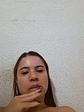 Snapshot of Carnudao chatting on 10-08-25, 05:53 Carnudao online show from 10-08-25, 05:53