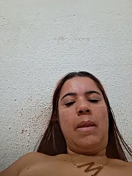 Snapshot of Carnudao chatting on 09-17-25, 03:36 Carnudao online show from 09-17-25, 03:36