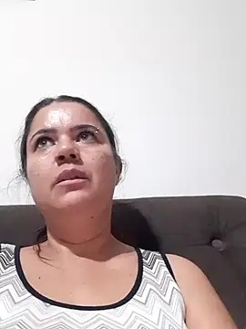 Snapshot of Carnudao chatting on 03-18-25, 06:39 Carnudao online show from 03-18-25, 06:39