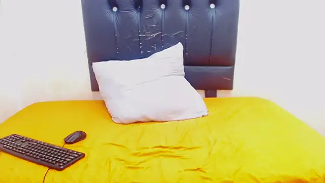 NICKY19XX online show from 03-18-25, 07:55