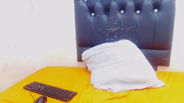 NICKY19XX online show from 03-19-25, 02:27