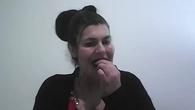 Snapshot of Curvy-Essex-Milf chatting on 03-06-26, 03:18 Curvy-Essex-Milf online show from 03-06-26, 03:18