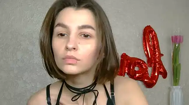Snapshot of luna_Gharming chatting on 03-08-25, 08:44 luna Gharming online show from 03-08-25, 08:44