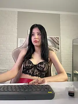 Snapshot of JaneRayan chatting on 05-30-26, 04:45 JaneRayan online show from 05-30-26, 04:45
