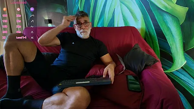 LukeCrews online show from 09-09-25, 05:33