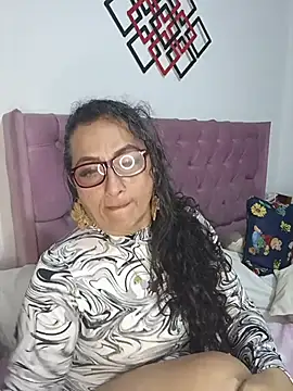 AlessandraLeroy online show from 02-06-26, 02:40