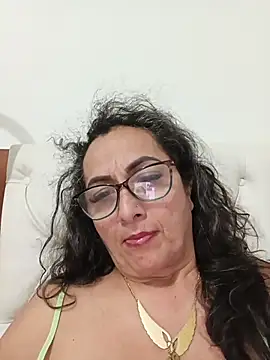 Snapshot of AlessandraLeroy chatting on 07-18-26, 12:19 AlessandraLeroy online show from 07-18-26, 12:19