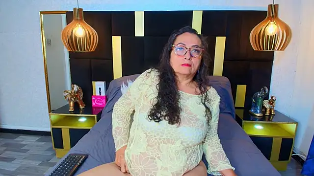 AlessandraLeroy online show from 09-09-25, 12:36