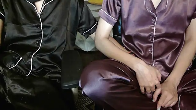 NaughtyThrouple007 online show from 02-10-26, 08:19