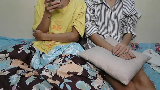 NaughtyThrouple007 online show from 11-01-25, 05:51