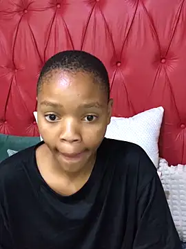 Snapshot of BondiBitch chatting on 10-03-25, 08:21 BondiBitch online show from 10-03-25, 08:21