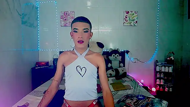 Snapshot of KimberlyXtreme chatting on 10-17-25, 07:04 KimberlyXtreme online show from 10-17-25, 07:04
