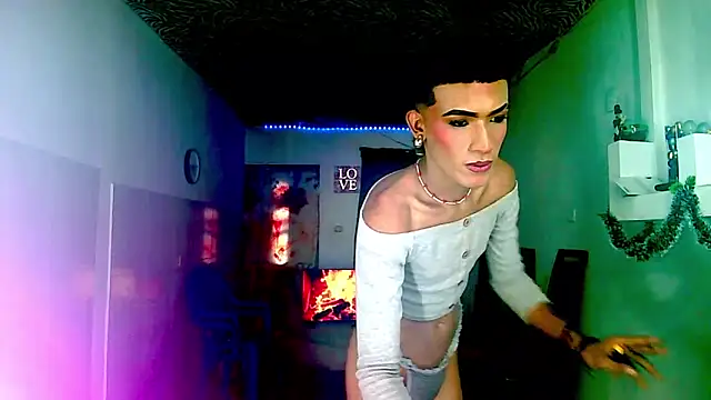 KimberlyXtreme online show from 12-14-25, 06:24