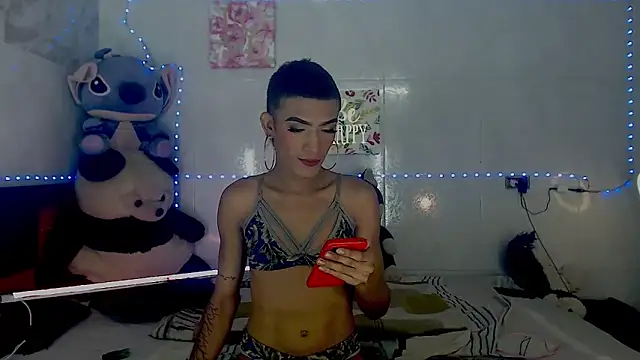 Snapshot of KimberlyXtreme chatting on 09-24-25, 03:18 KimberlyXtreme online show from 09-24-25, 03:18