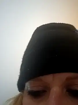 KITTYBOOBOOFUXX online show from 11-14-25, 02:15