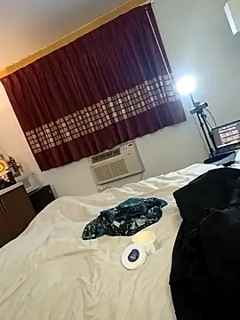 KITTYBOOBOOFUXX online show from 10-27-25, 01:39