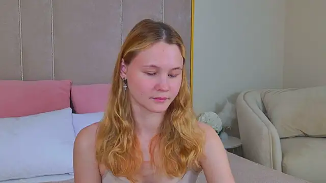 AmeliRoyse online show from 06-11-26, 05:10