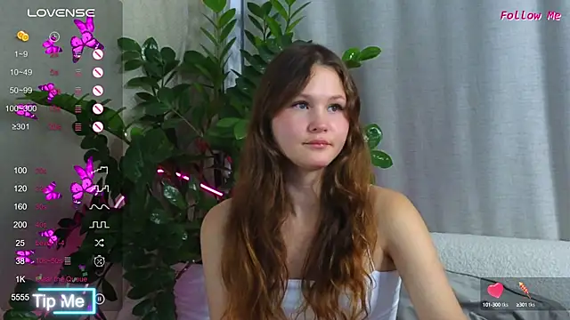 Snapshot of AmeliRoyse chatting on 10-15-25, 05:10 AmeliRoyse online show from 10-15-25, 05:10