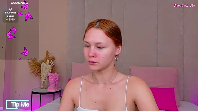 AmeliRoyse online show from 11-16-25, 05:17