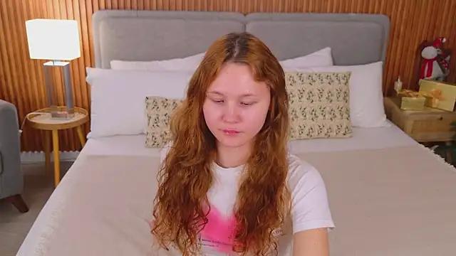 AmeliRoyse online show from 12-22-25, 06:30