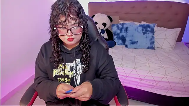  Lilly miller online show from 11-26-25, 06:08