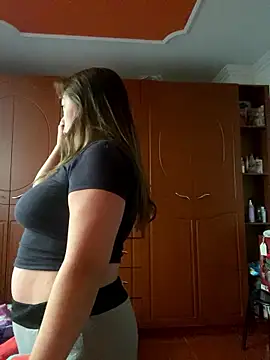 Luna-nevada online show from 01-18-26, 02:20