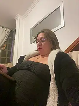 Luna-nevada online show from 03-05-26, 01:02