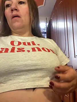 Luna-nevada online show from 03-24-26, 05:46