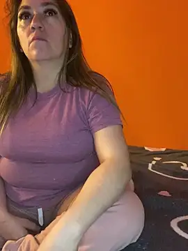 Luna-nevada online show from 12-18-25, 05:01