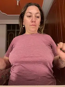 Snapshot of Luna-nevada chatting on 05-27-26, 12:53 Luna-nevada online show from 05-27-26, 12:53