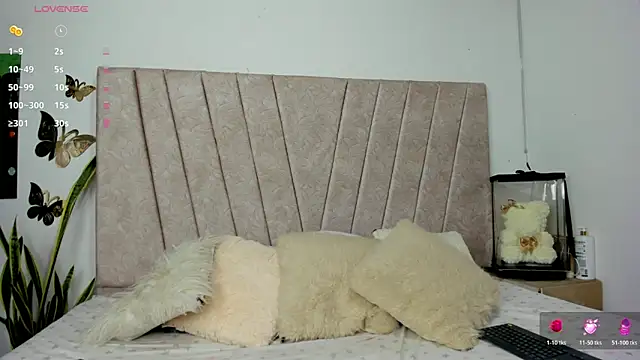 sweety honeey online show from 03-10-26, 04:11