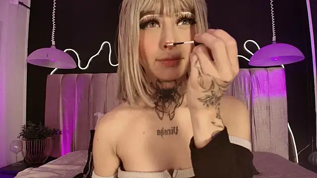 Zhally Dee online show from 02-03-26, 07:41