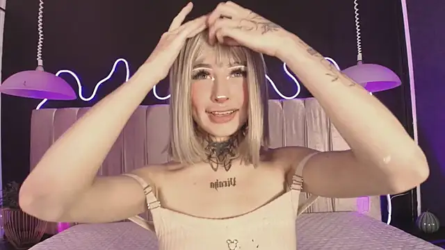 Zhally Dee online show from 03-03-26, 07:43