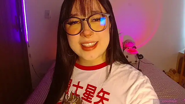 Oliviargf online show from 06-19-26, 01:17