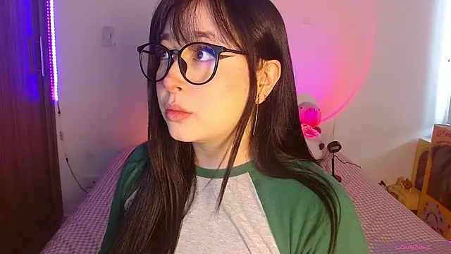 Oliviargf online show from 08-05-26, 01:38