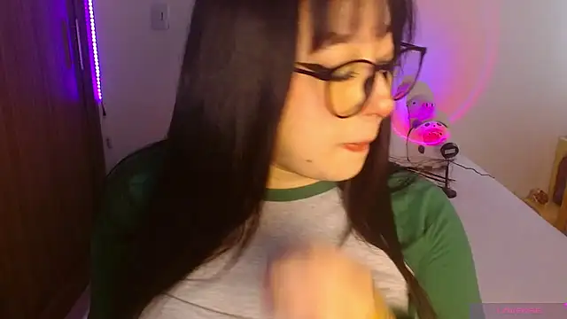 Oliviargf online show from 07-22-26, 01:35