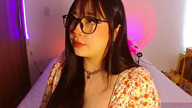 Oliviargf online show from 05-14-26, 01:19