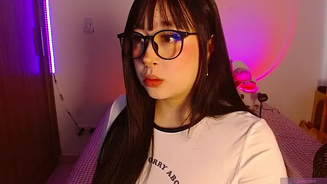 Oliviargf online show from 03-06-26, 12:22