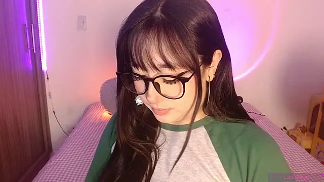 Oliviargf online show from 08-06-26, 02:06