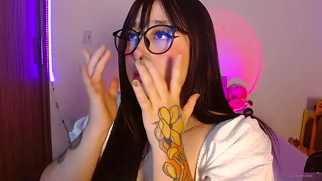Oliviargf online show from 04-29-26, 11:22