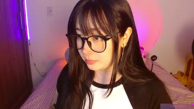 Oliviargf online show from 06-12-26, 01:25