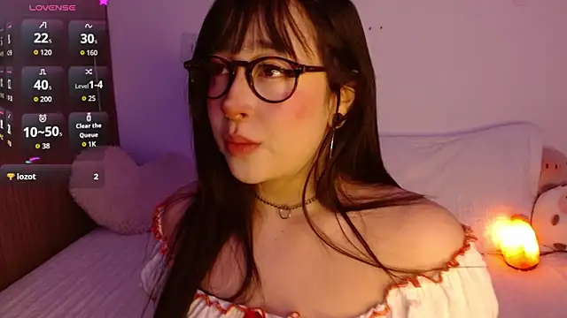 Oliviargf online show from 11-17-25, 11:53