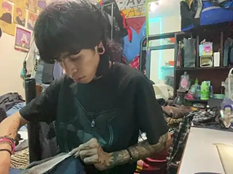 kirito kun online show from 04-01-26, 05:09